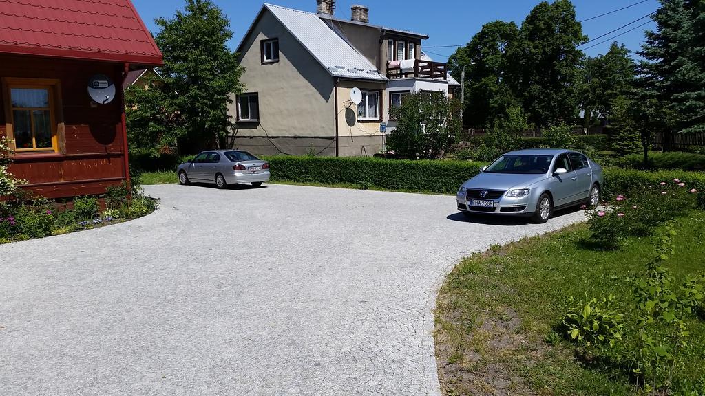 Wisniowy Sad Guest House Bialowieza Luaran gambar