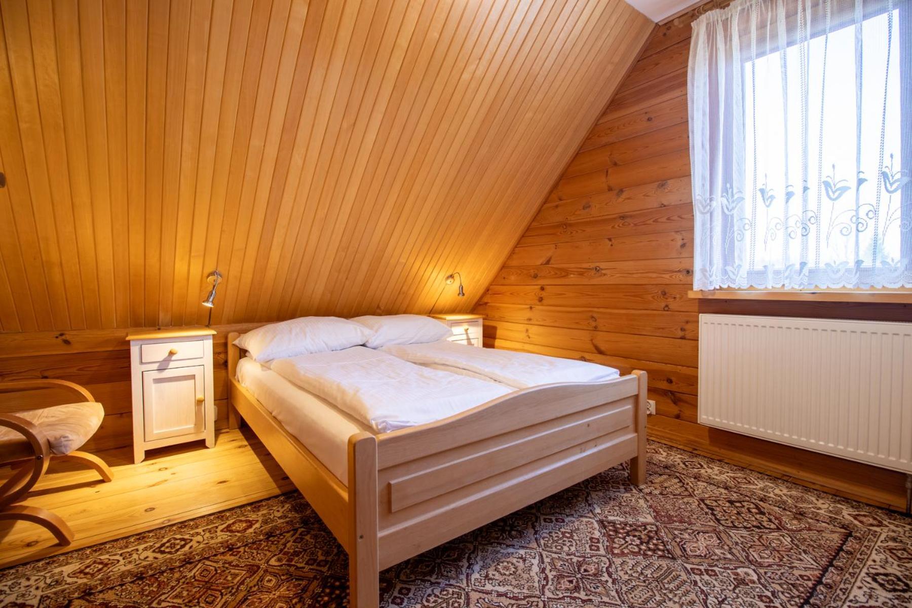 Wisniowy Sad Guest House Bialowieza Luaran gambar