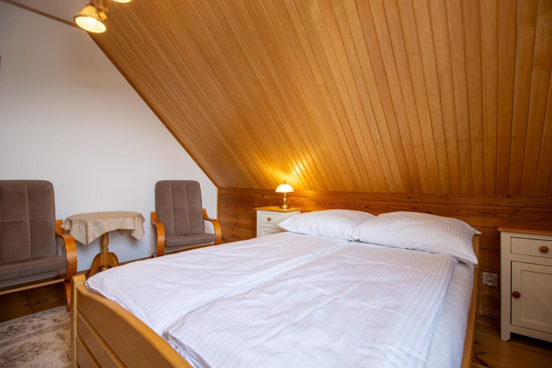 Wisniowy Sad Guest House Bialowieza Luaran gambar