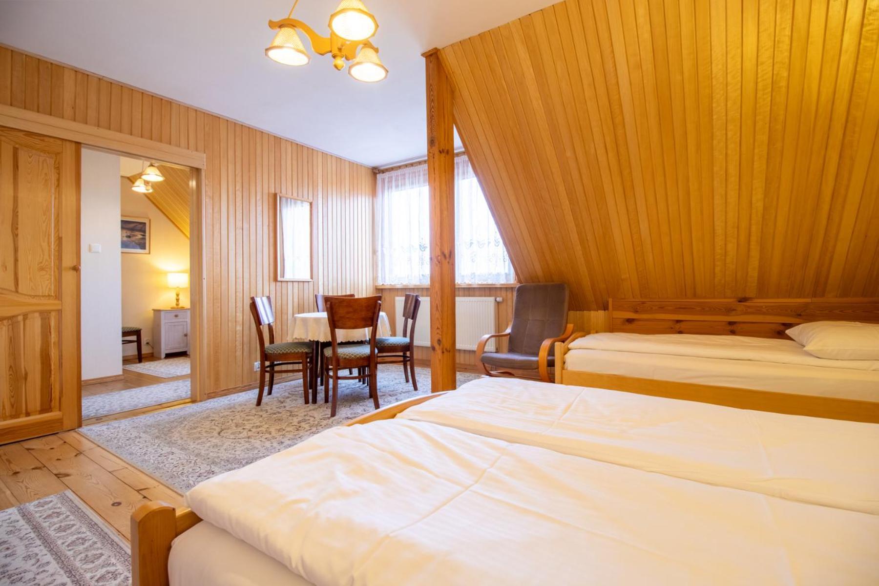 Wisniowy Sad Guest House Bialowieza Luaran gambar