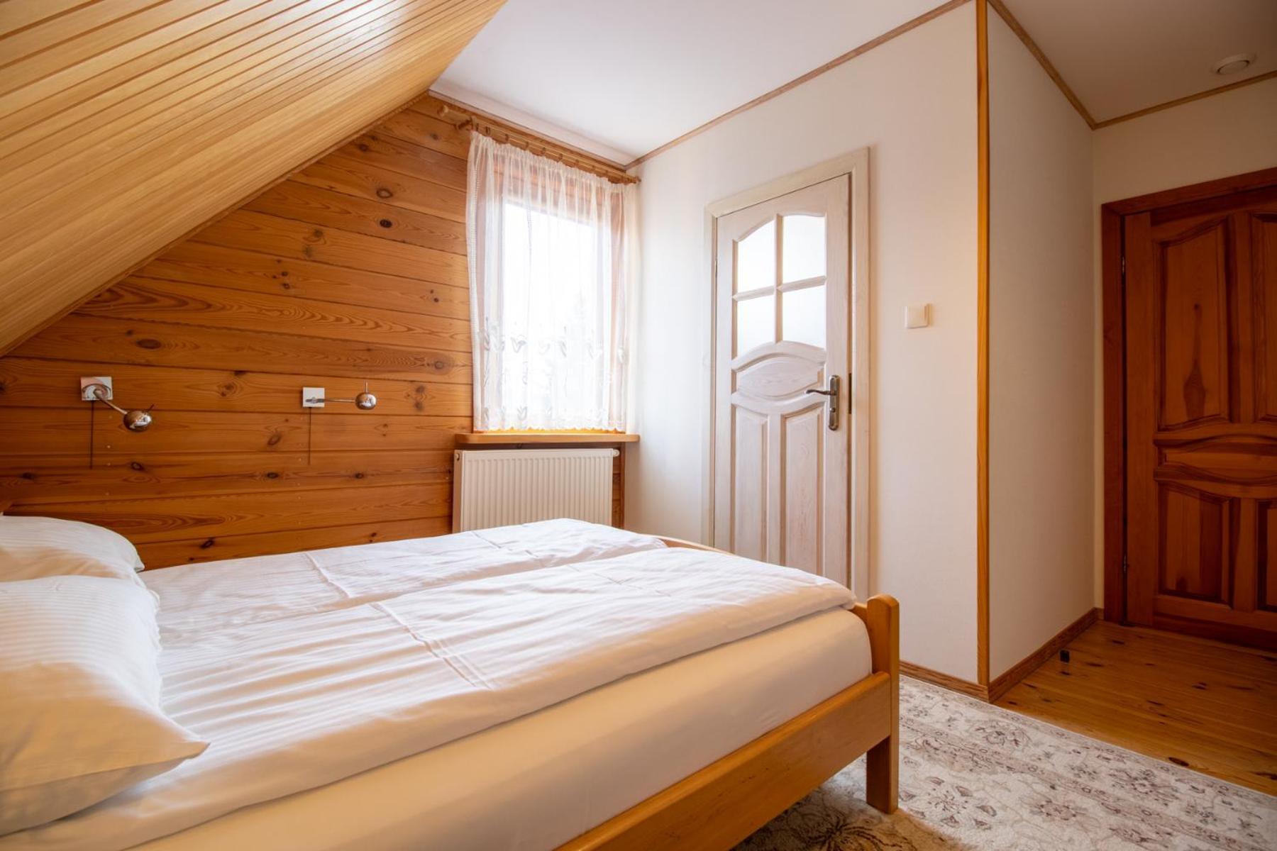 Wisniowy Sad Guest House Bialowieza Luaran gambar