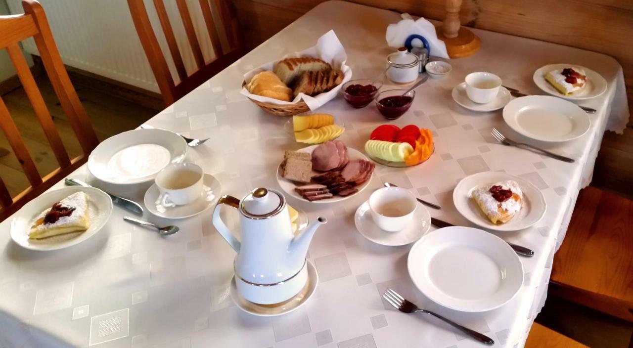 Wisniowy Sad Guest House Bialowieza Luaran gambar